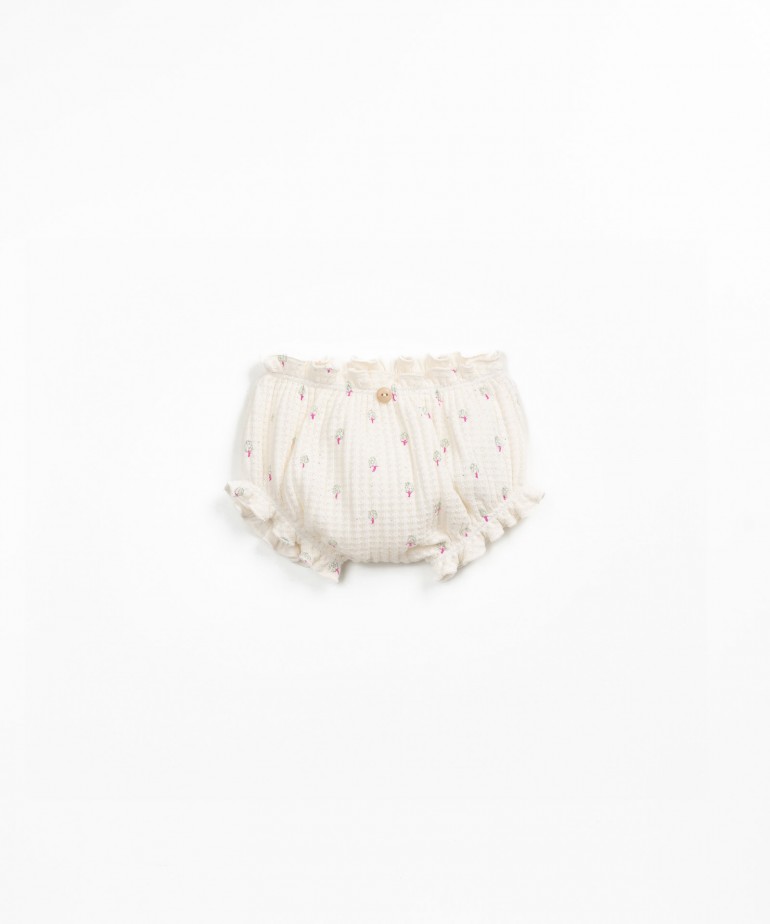 Underwear with artichoke print