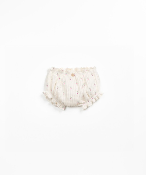 Underwear with artichoke print