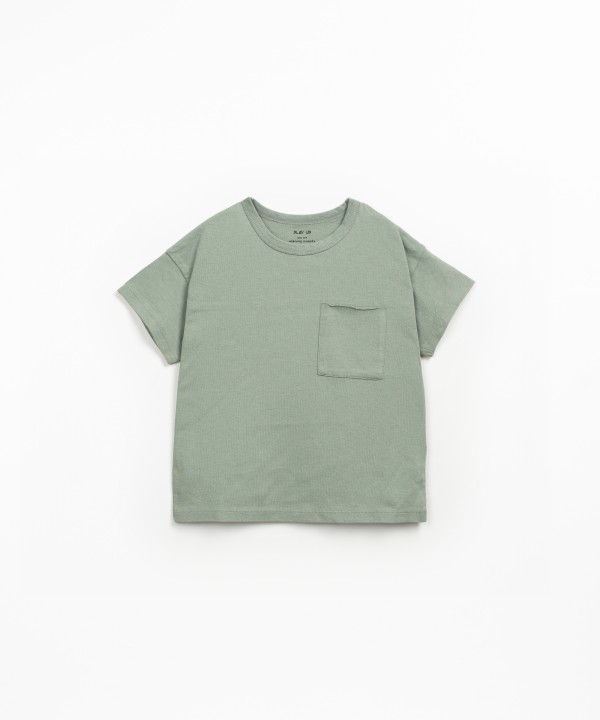 Short-sleeved t-shirt in a blend of organic cotton and recycled cotton