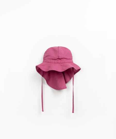 Fabric hat in linen and organic cotton