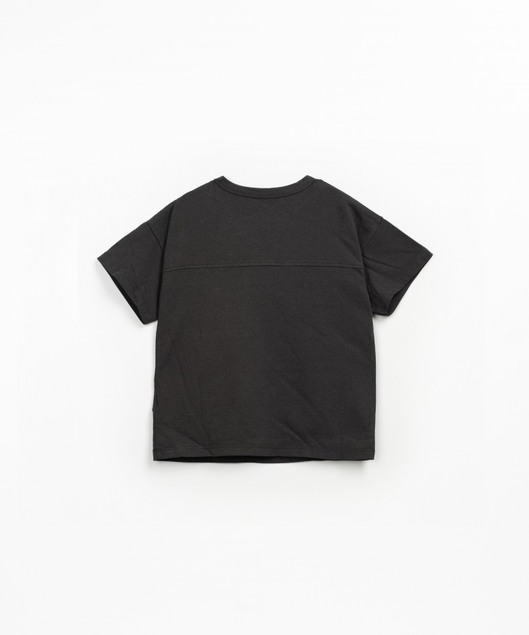 T-shirt a manica corta con una miscela di cotone biologico e cotone riciclato