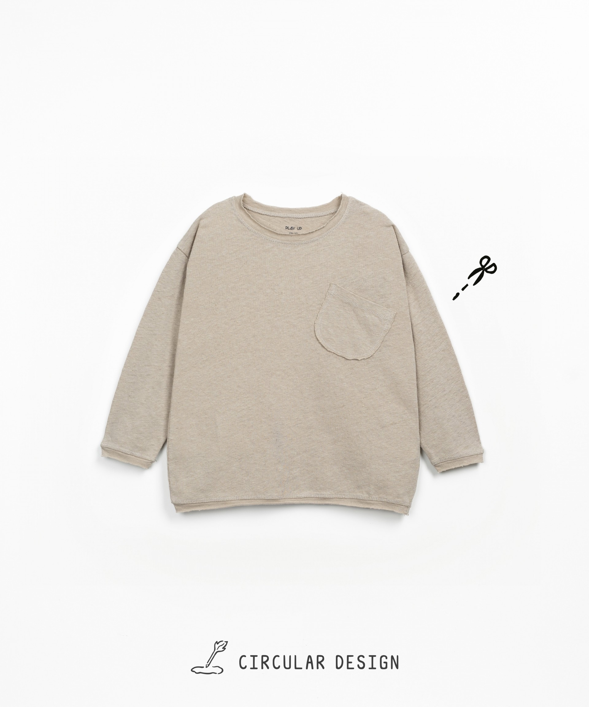 T-shirt with raw-cut details