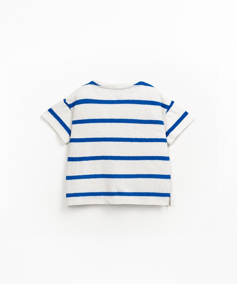 T-shirt s riscas em mistura de algodo orgnico e linho