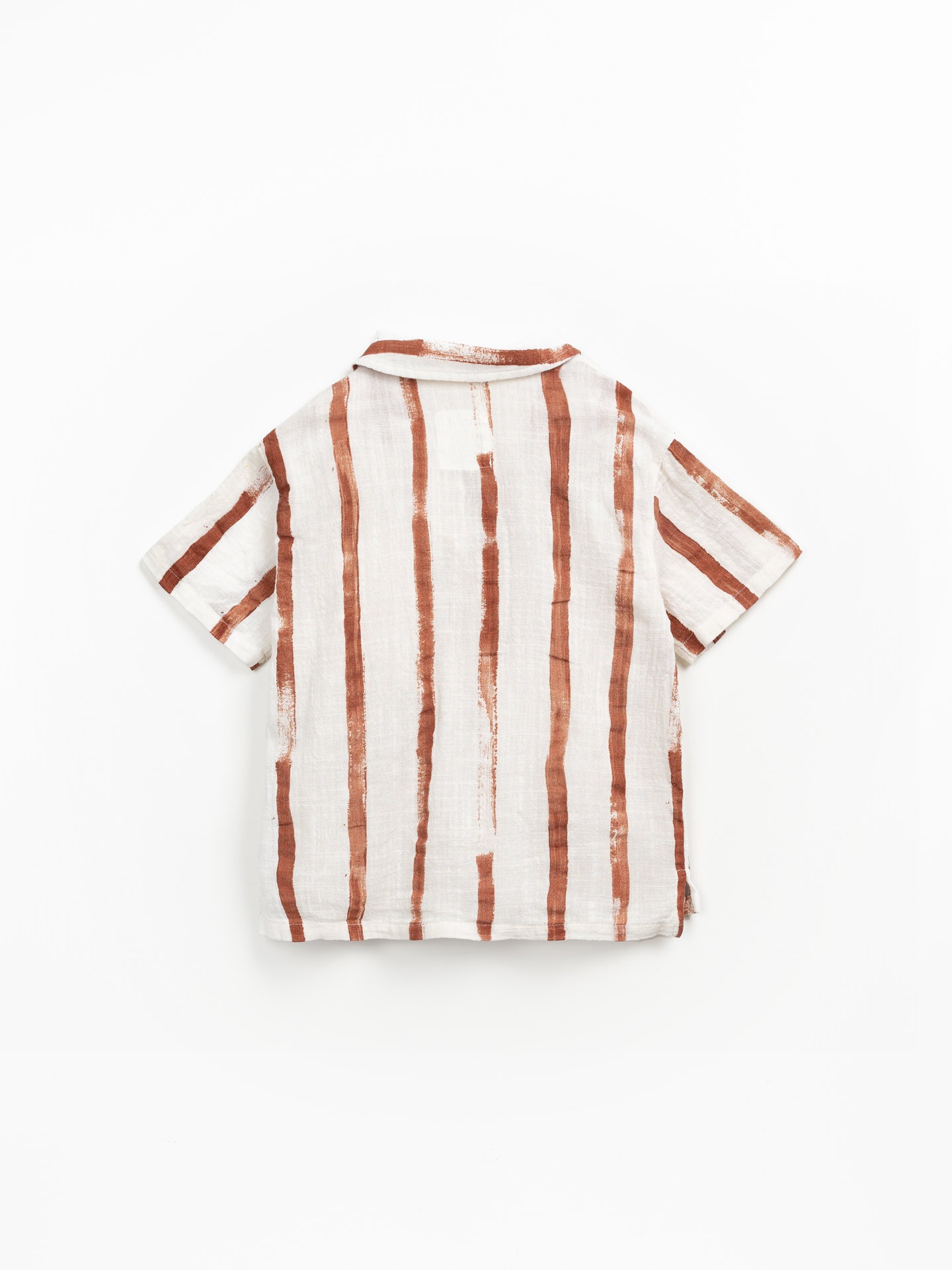 Chemise en tissu avec imprimé à rayures