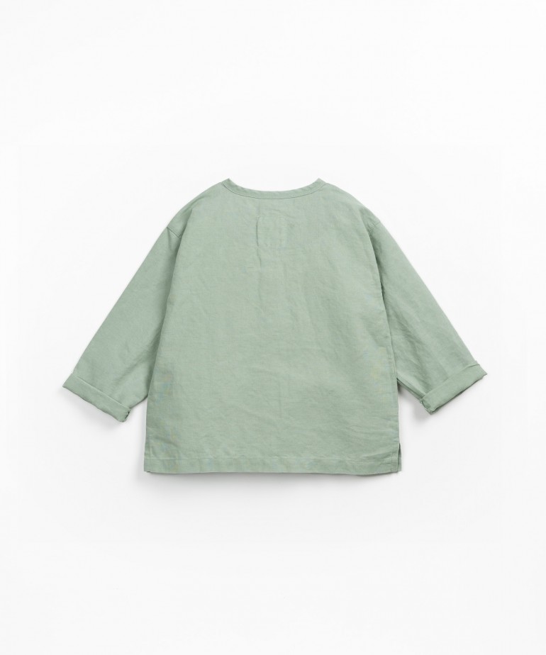 Camisa com abertura frontal