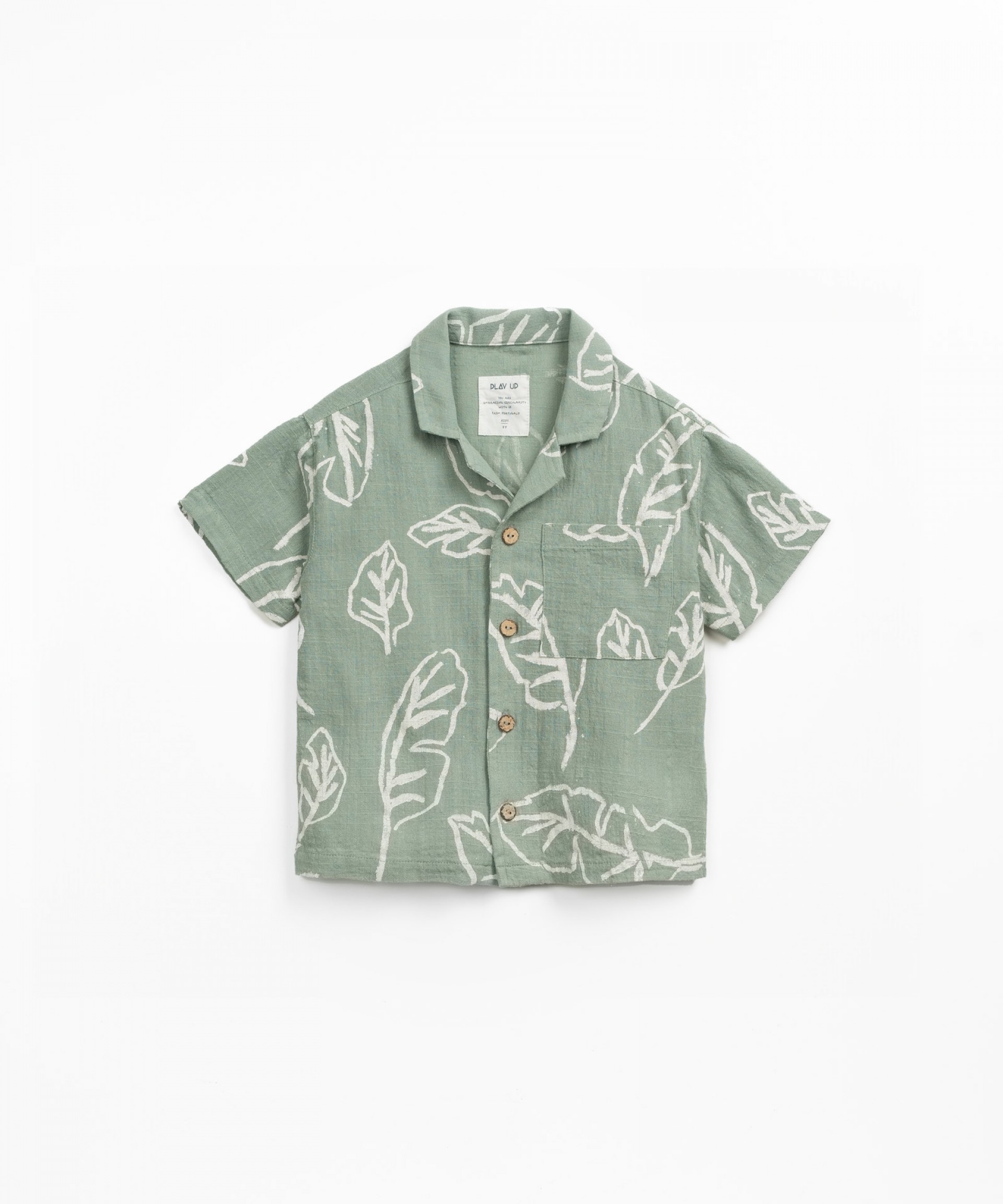 Shirt with leaf print