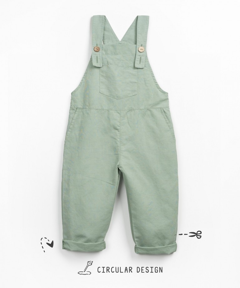 Jumpsuit with a blend of natural fibers
