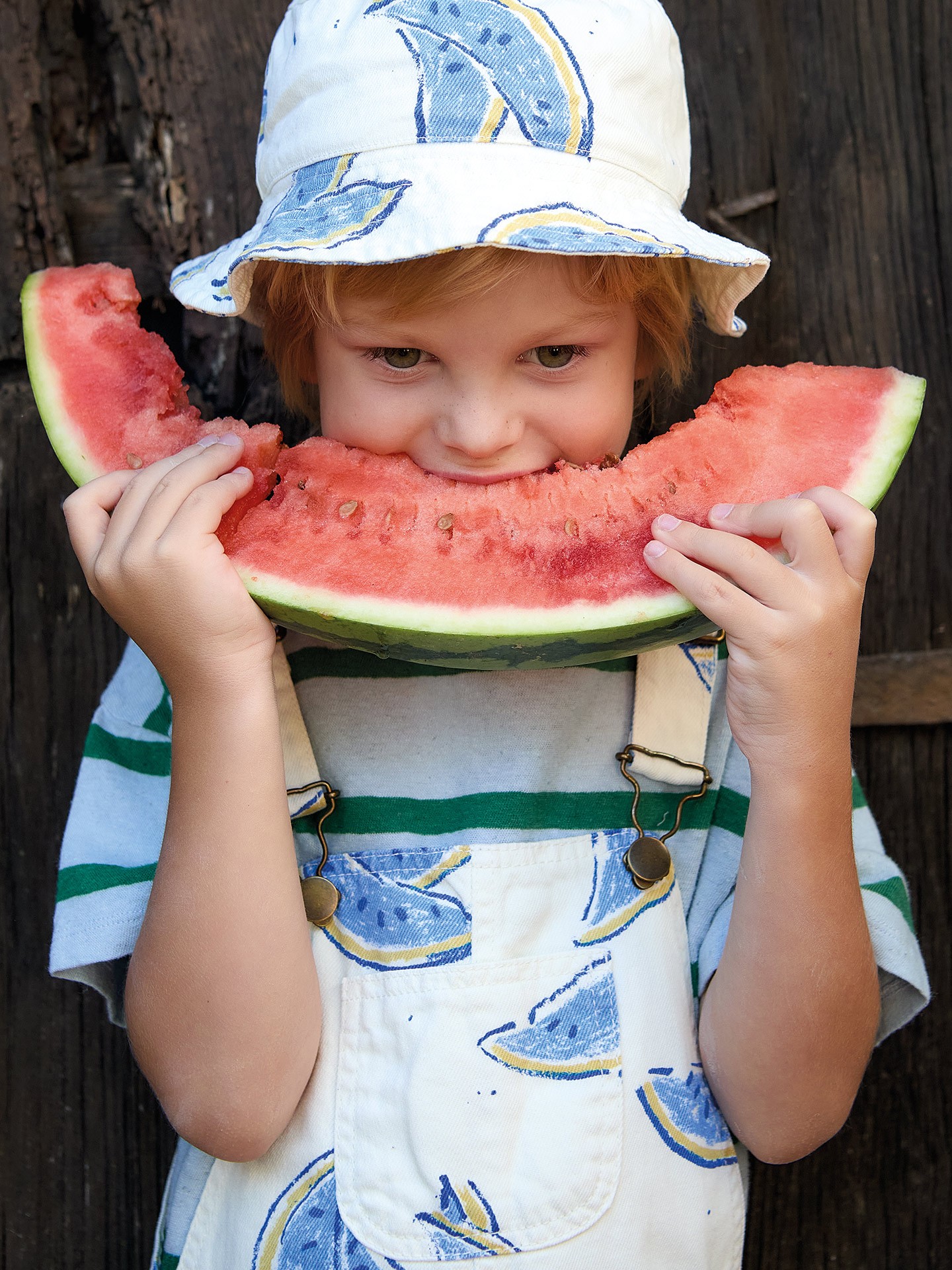 Tuta stampata con spalline regolabili