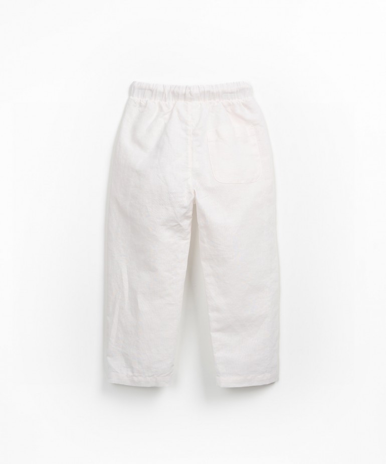 Cala de tecido com cinto ajustvel