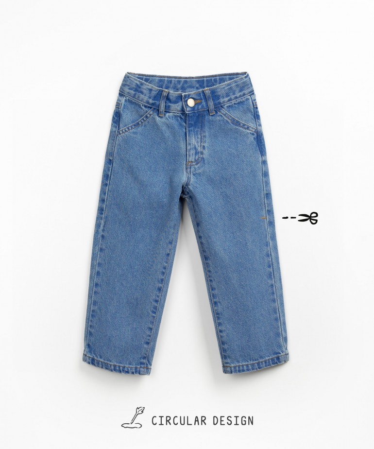 Organic cotton denim trousers with coconut button