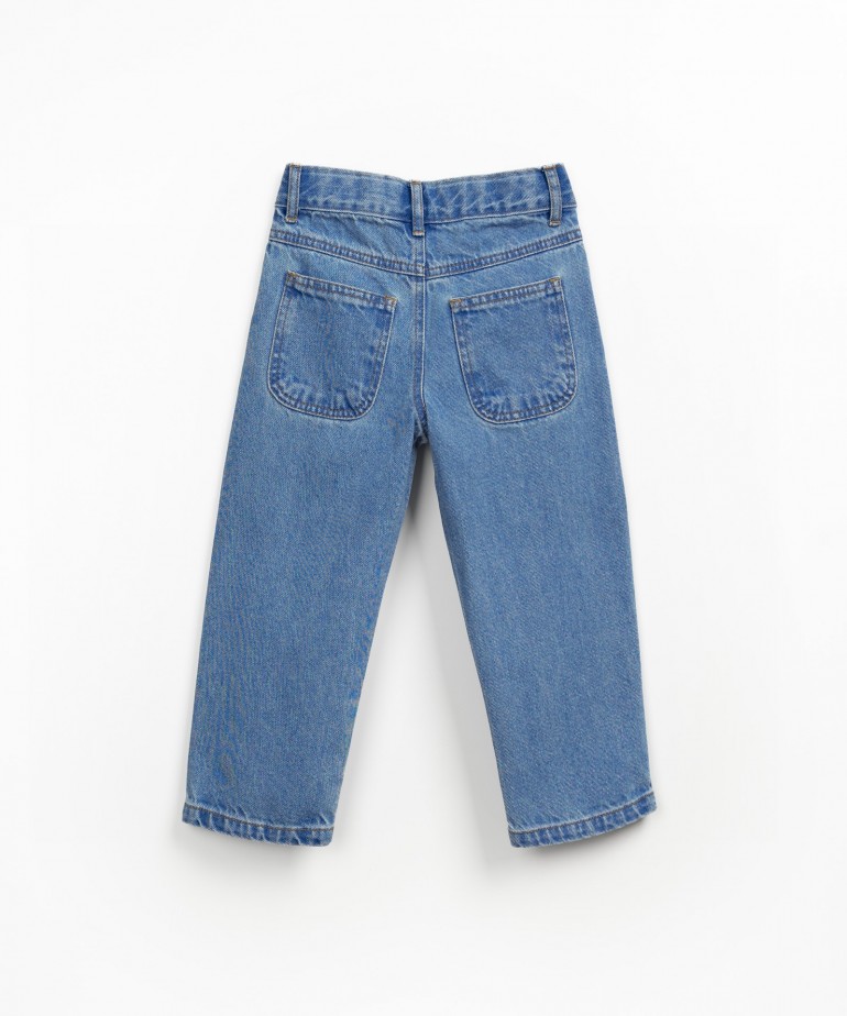 Jeans con cintura regolabile