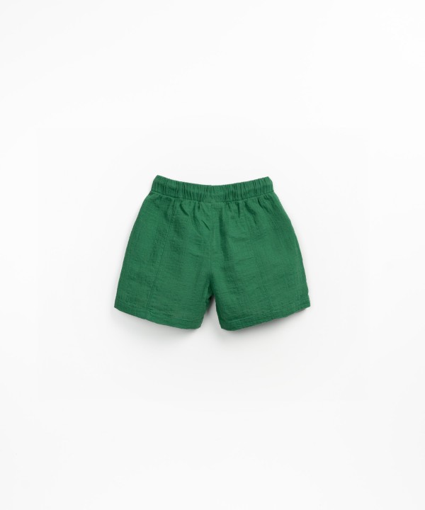 Fabric shorts with adjustable drawstring
