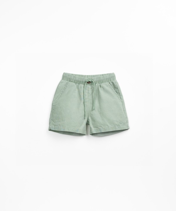 Short en tissu de lin