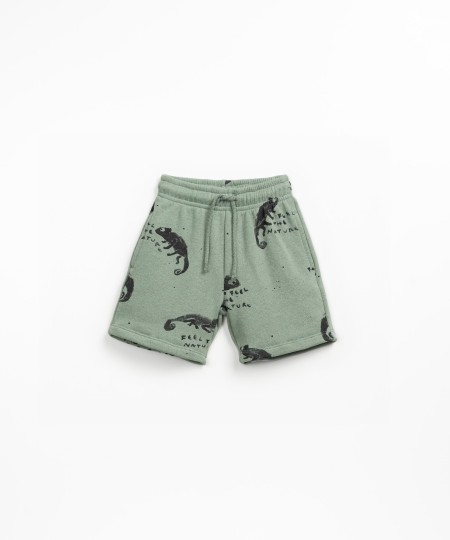 Shorts with cotton blend and recycled fibers