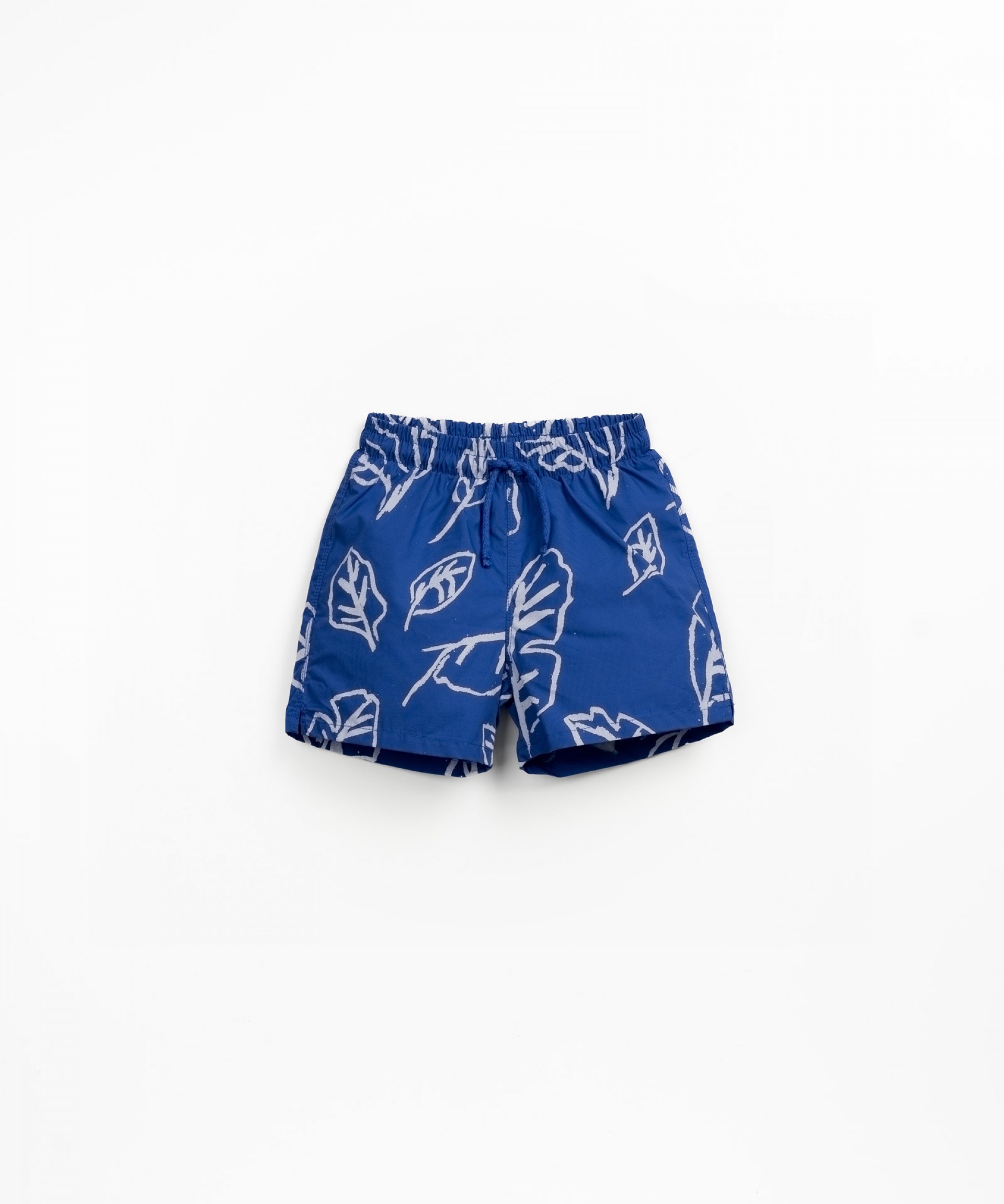 Swim shorts with leaf print