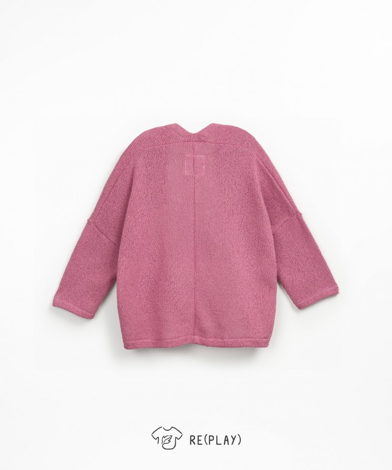 Casaco de malha com fibras recicladas