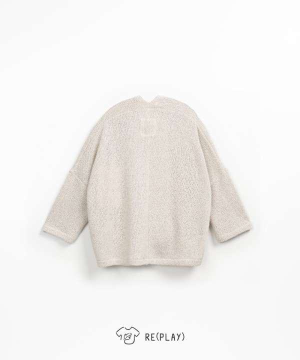 Casaco de malha com fibras recicladas