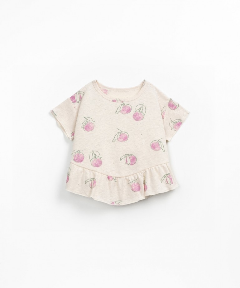 T-shirt con volant sul fondo