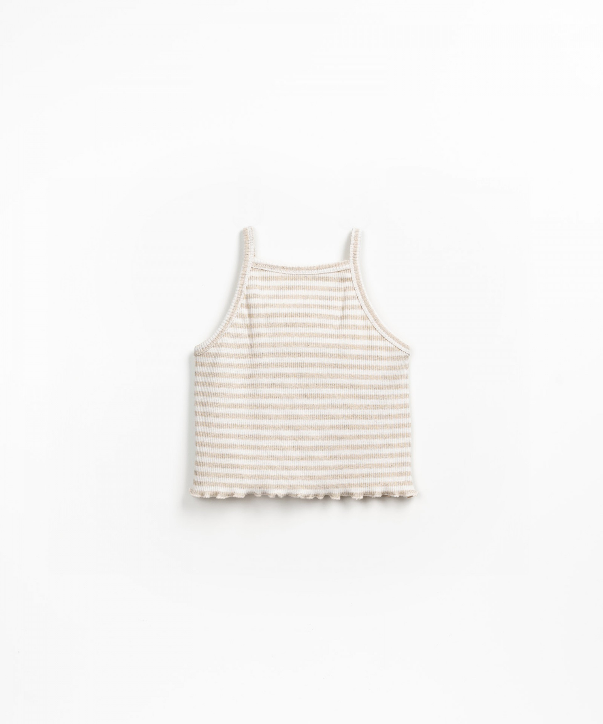 Strappy top in natural fibers