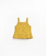 Top de punto canal con estampado de peras