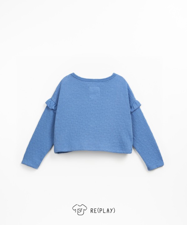 Sweatshirt with ruffles on the sleeves