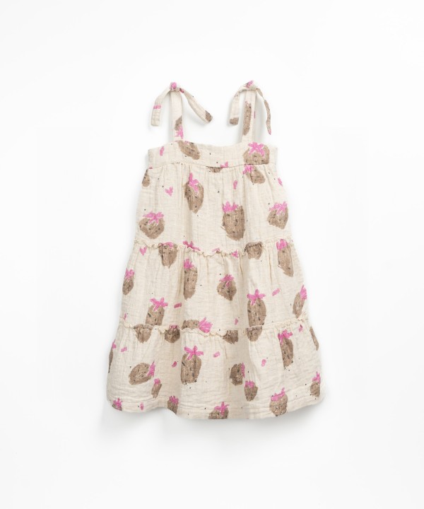 Vestito in tessuto con stampa di fragole