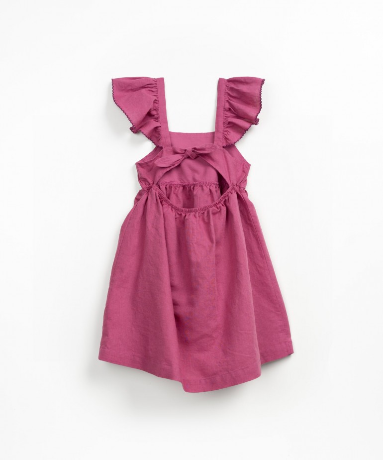 Vestido de tecido com linho e algodo orgnico