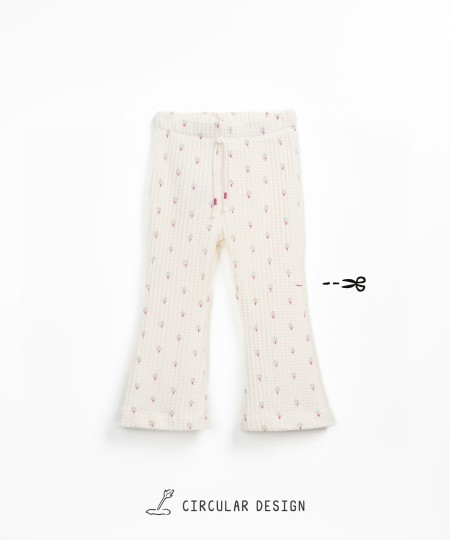 Pantal�n de punto texturizado con cord�n decorativo