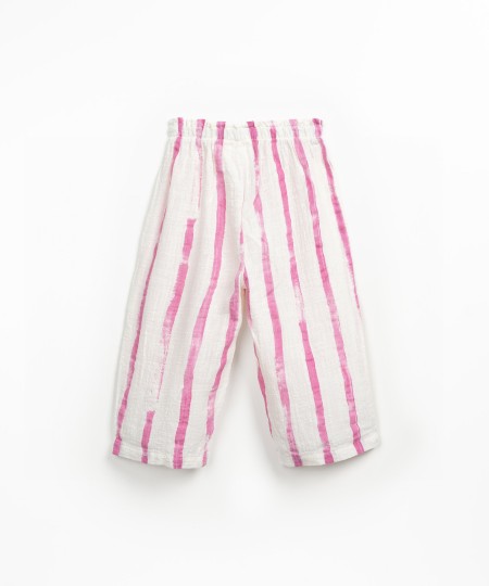 Pantalón de tela con cinturón elástico