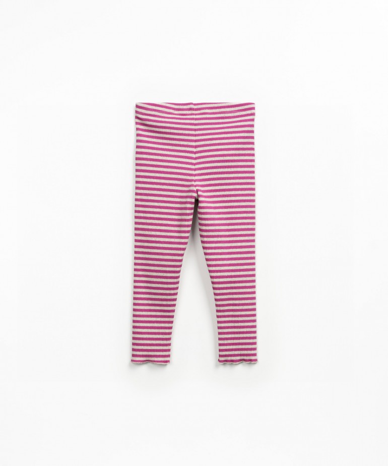 Leggings in a blend of recycled fibers and natural fibers