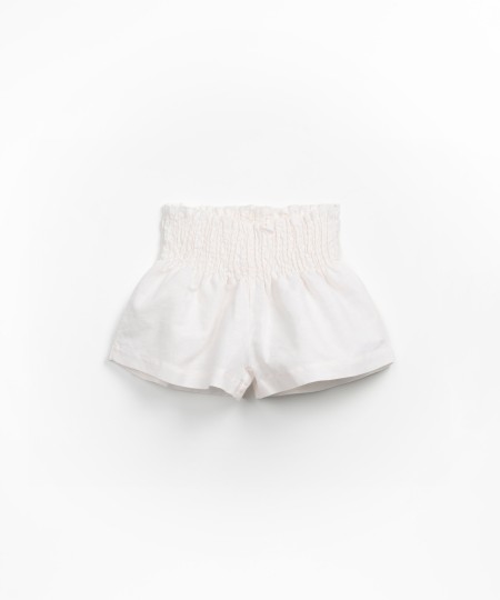 Linen and organic cotton shorts