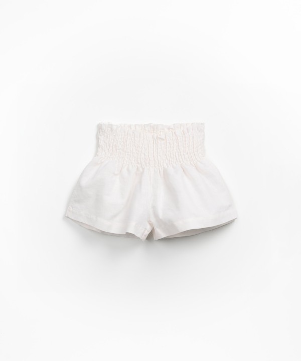 Linen and organic cotton shorts