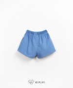 Knit shorts with a blend of regenerative cotton and recycled cotton