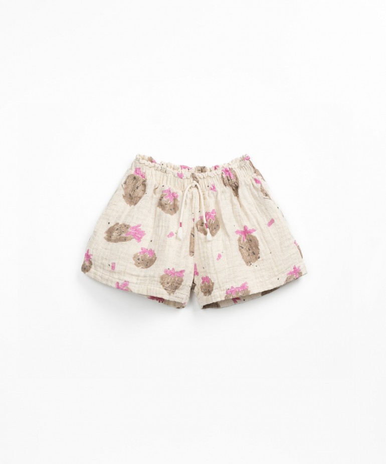 Short en tissu avec poches