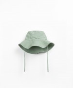 Fabric hat in linen and organic cotton with a brim