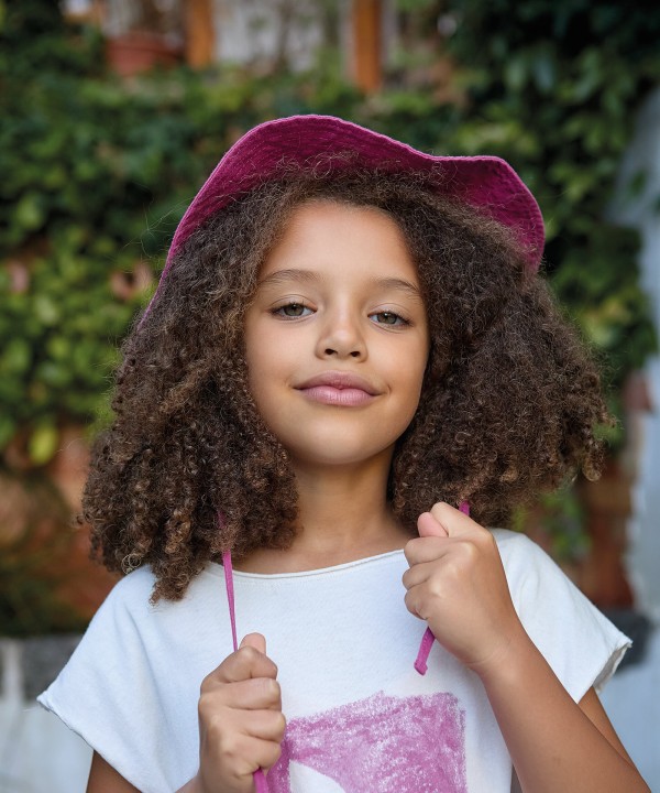 Cappello in tessuto di lino e cotone biologico