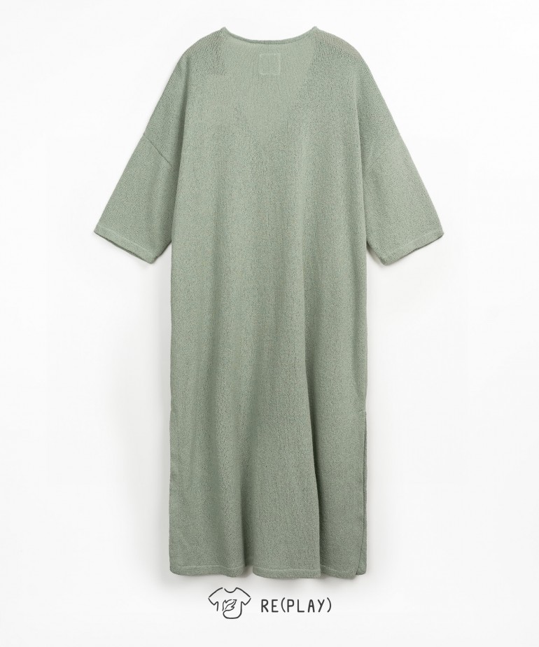 Casaco de malha comprido com fio Re(Play)