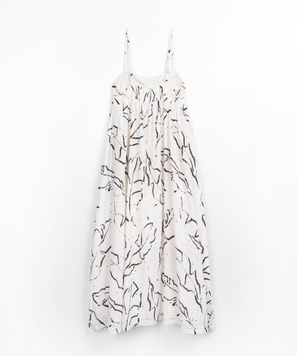 Fabric dress with leaf print