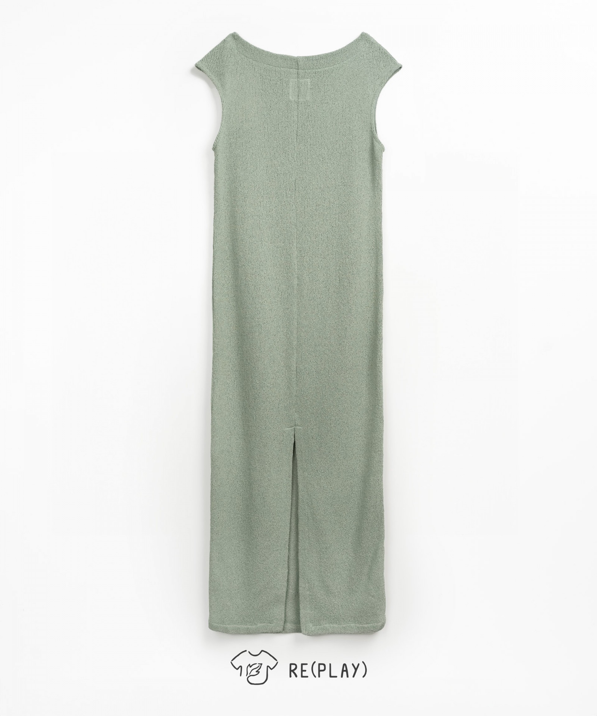 Knit dress with Re(Play) yarn