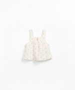 Top with a blend of recycled fibers