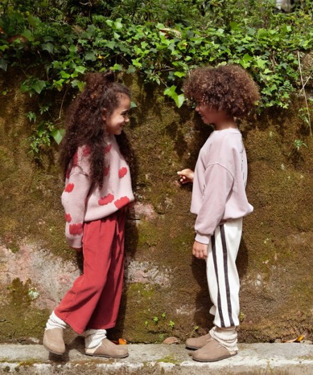 Corduroy pants with pockets Corduroy pants with pockets