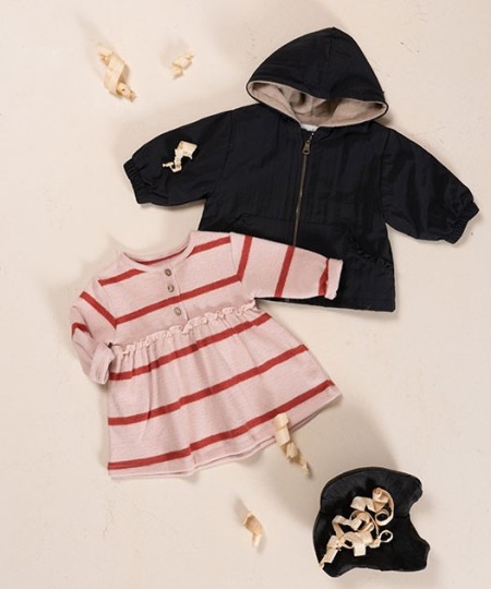 Vestito a righe con arricciatura in vita Vestito a righe con arricciatura in vita