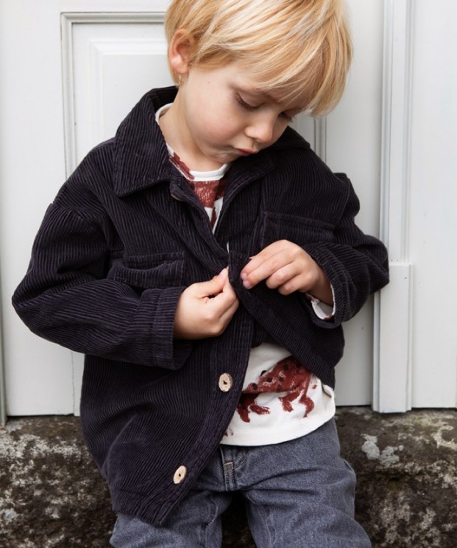 Corduroy shirt with coconut button opening