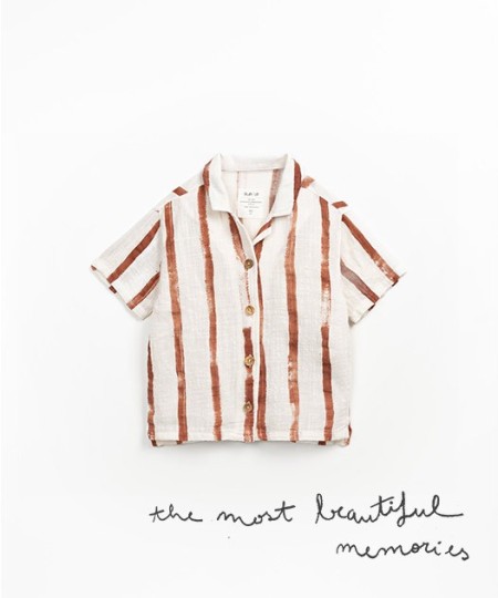 Camisa de tela con estampado de rayas Camisa de tela con estampado de rayas