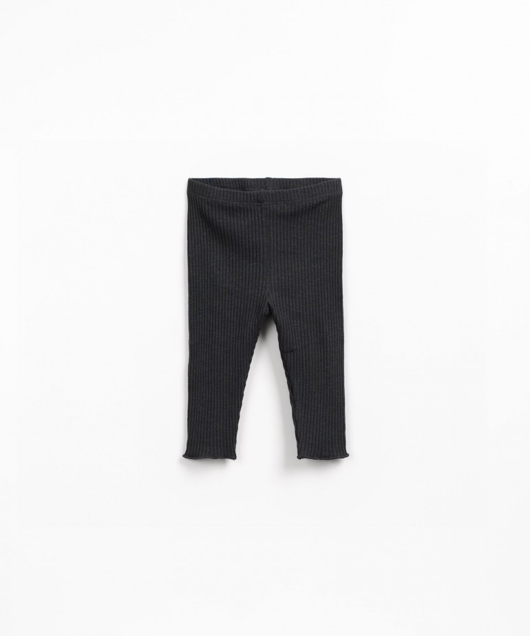 Leggings caneladas em algodo orgnico