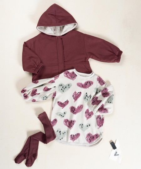 Oversized dress with heart print