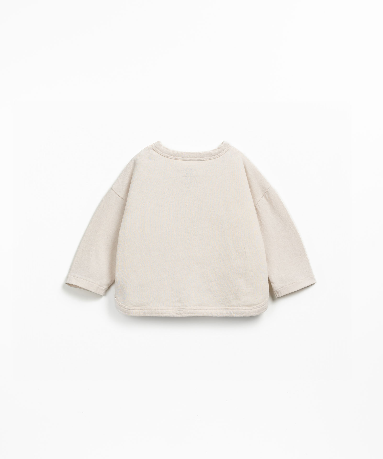 Maglione in maglia con miscela di fibre naturali e riciclate