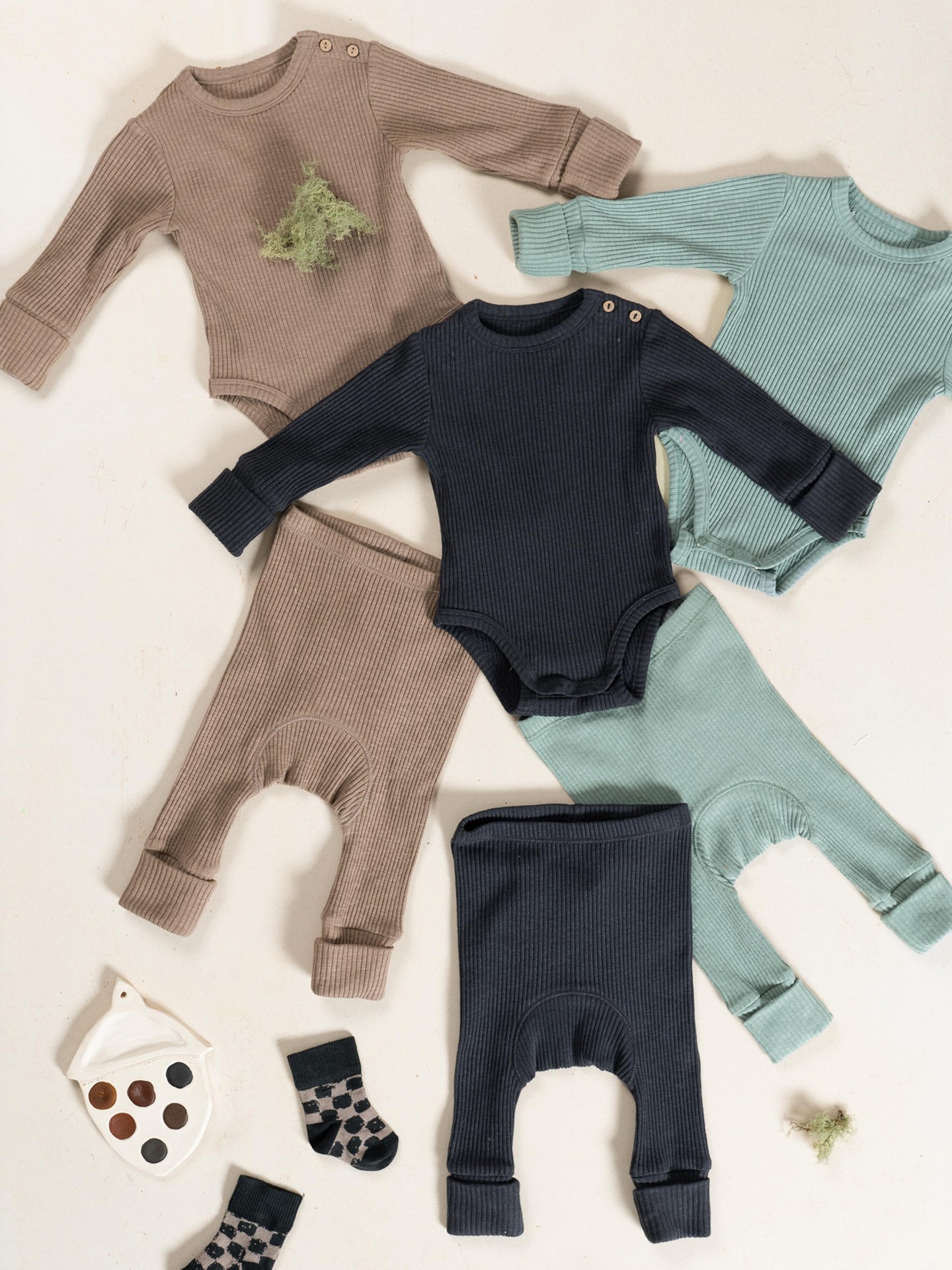 Ribbed bodysuit in organic cotton