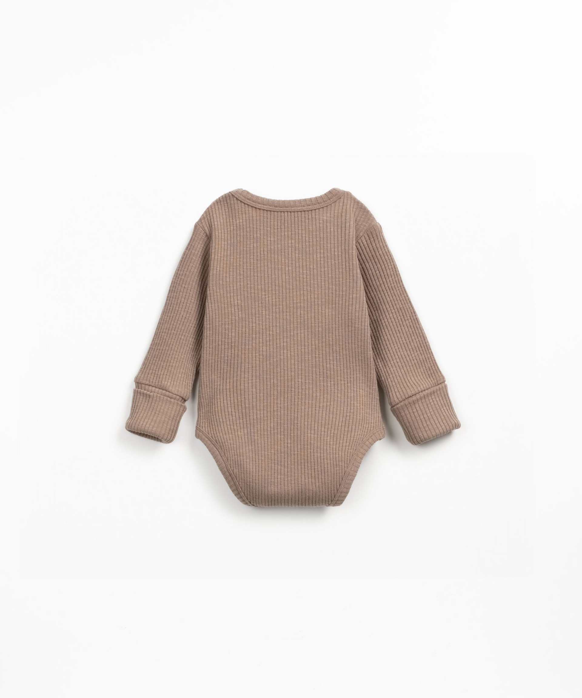 Ribbed organic cotton bodysuit with shoulder opening