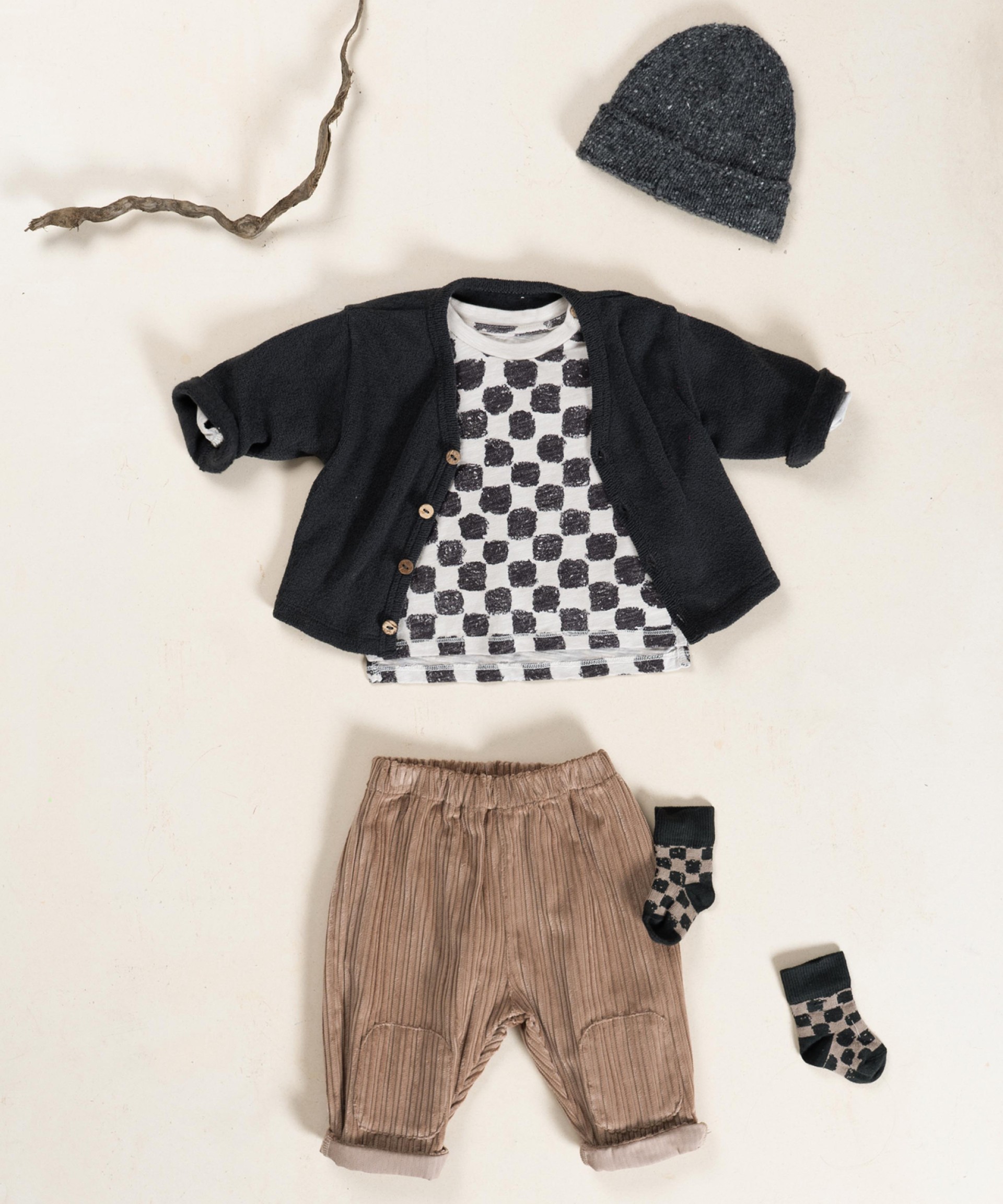 Knitted jacket with brushed interior
